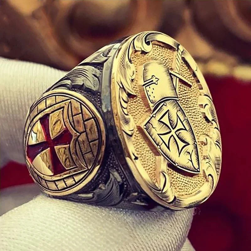 Engraving Knight Crusader Ring